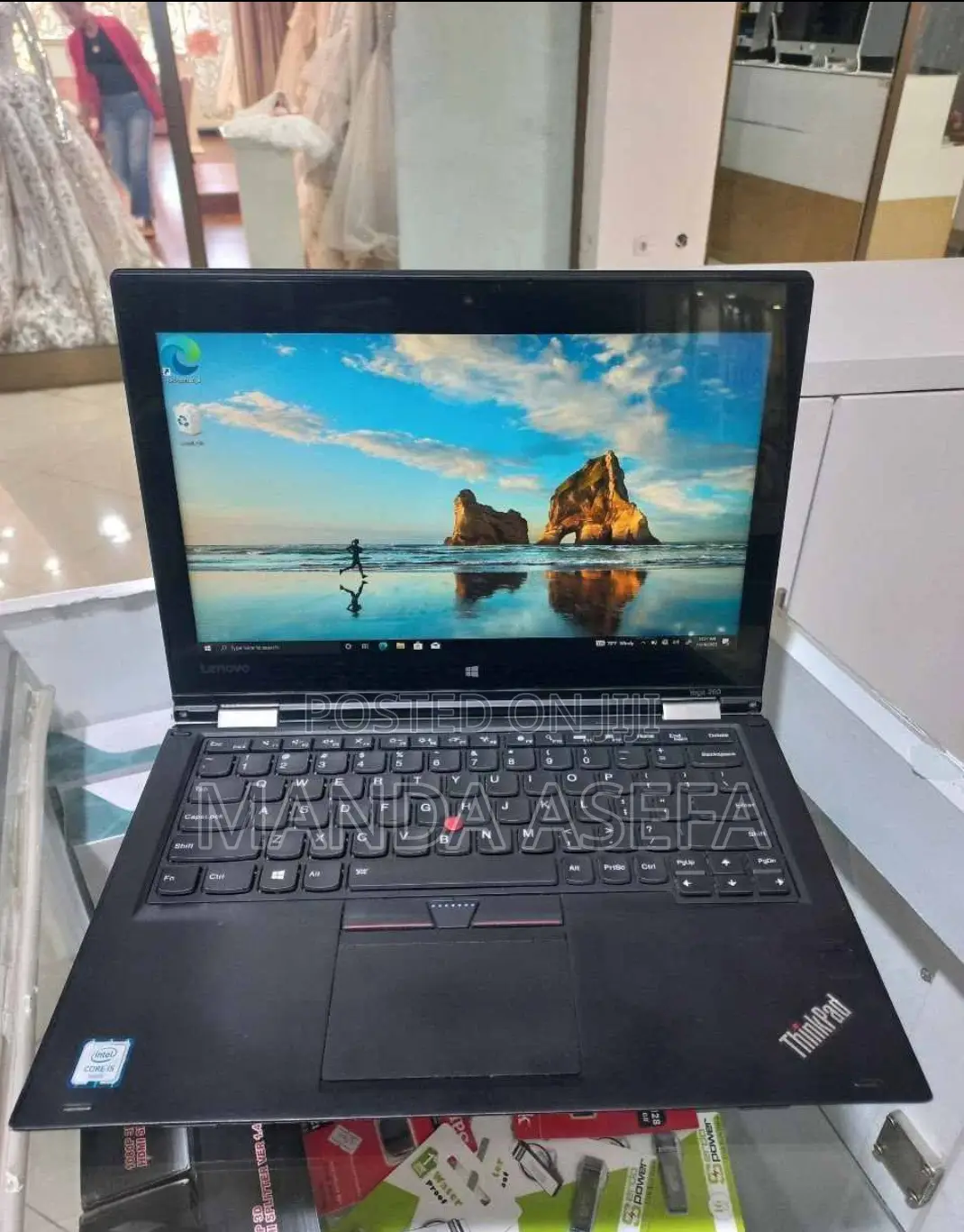 New Laptop Lenovo ThinkPad Yoga 8GB Intel Core I5 SSD 512GB