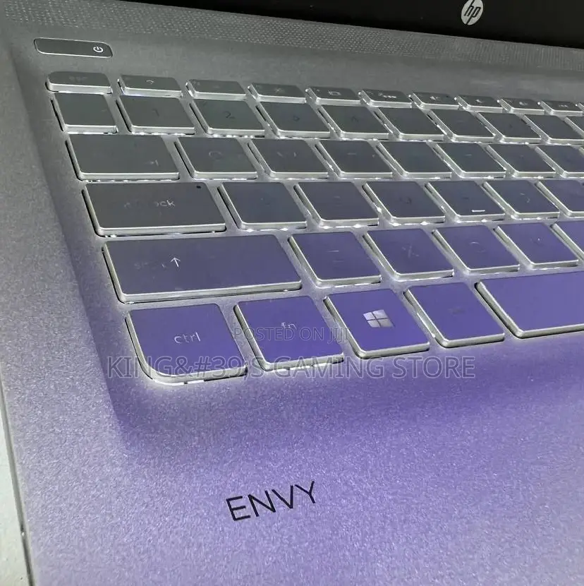 New Laptop HP Envy 15 8GB Intel Core I5 HDD+SSD 500GB