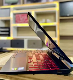 New Laptop HP 16GB Intel Core I7 SSD 512GB