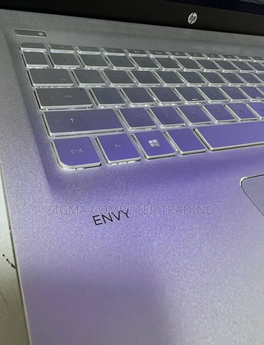 New Laptop HP Envy 15 8GB Intel Core I5 HDD+SSD 500GB