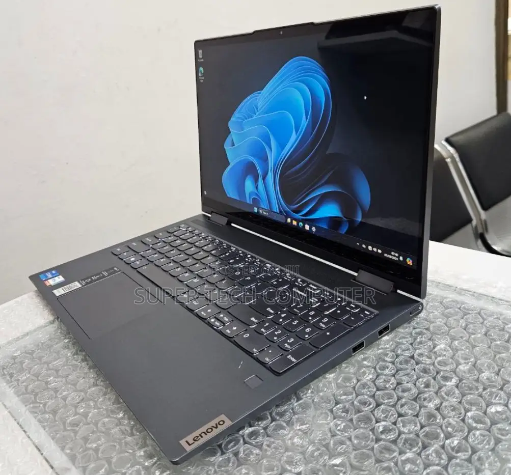 New Laptop Lenovo Yoga 730 8GB Intel Core I5 SSD 512GB