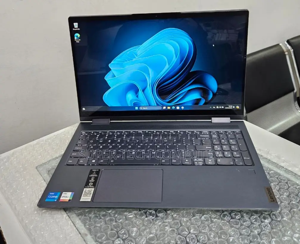 New Laptop Lenovo Yoga 730 8GB Intel Core I5 SSD 512GB