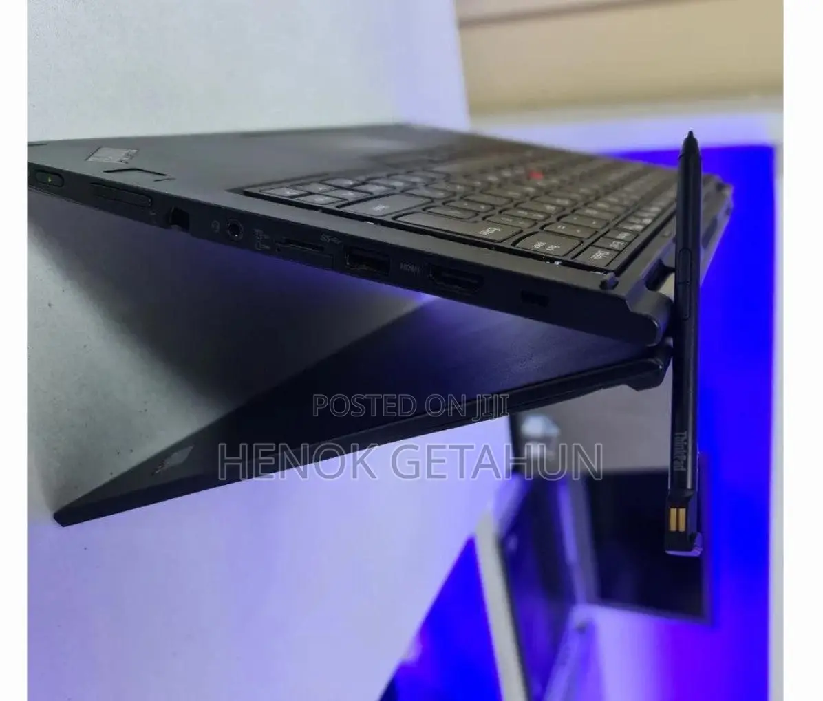 New Laptop Lenovo ThinkPad X390 Yoga 16GB Intel Core i7 SSD 256GB