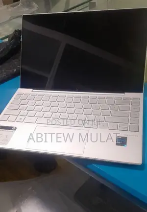 Photo - New Laptop HP Envy 13 16GB Intel Core I5 SSD 512GB