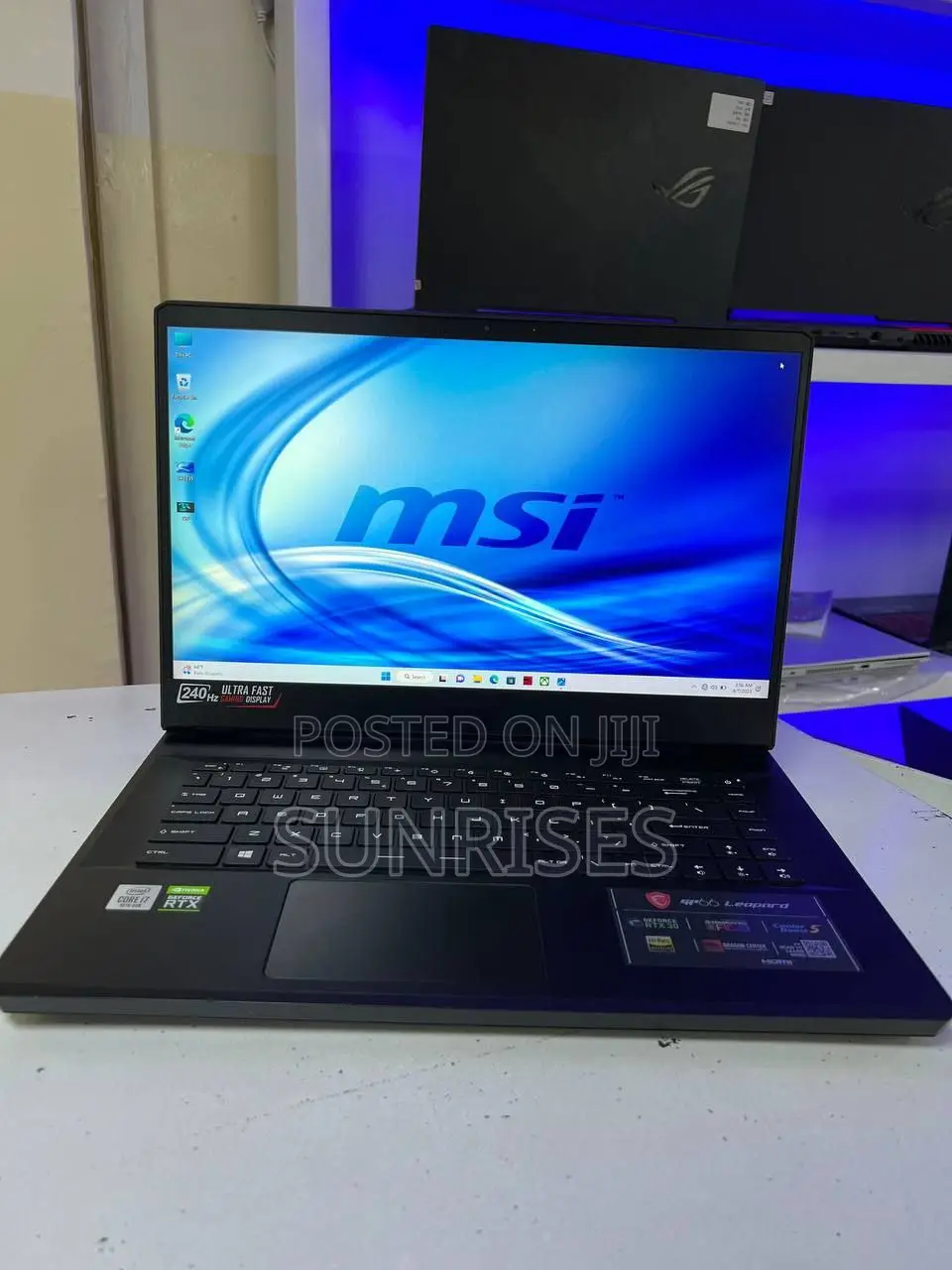 New Laptop MSI GP75 Leopard 16GB Intel Core I7 SSD 1T
