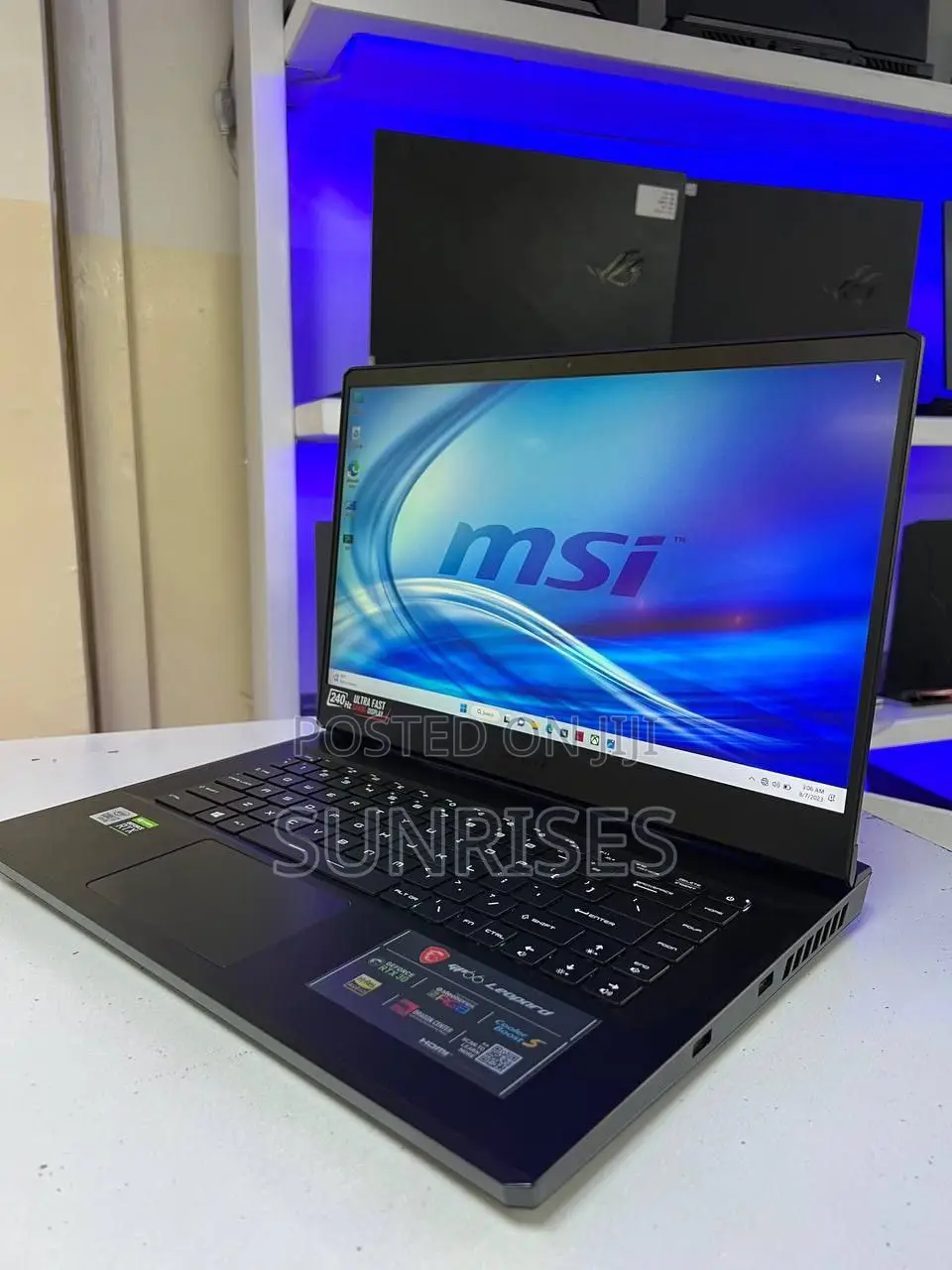 New Laptop MSI GP75 Leopard 16GB Intel Core I7 SSD 1T