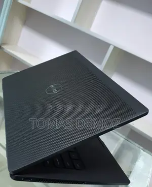 Photo - New Laptop Dell Latitude 7430 16GB Intel Core I7 SSD 1T