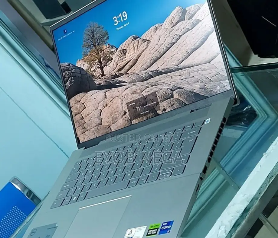 New Laptop Dell Inspiron 16 Plus 7630 16GB Intel Core I7 SSD 1T