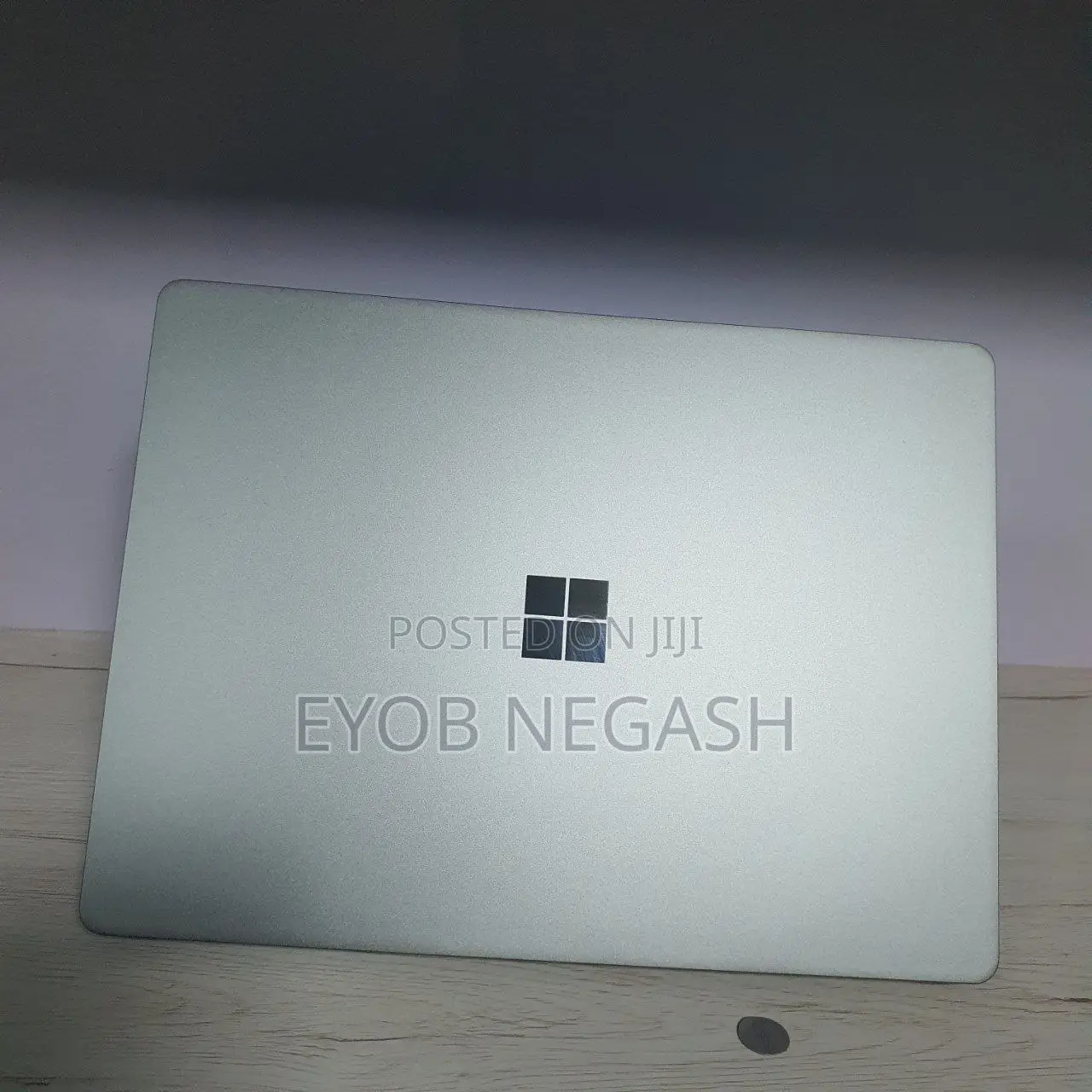 New Laptop Microsoft Surface Pro 8 8GB Intel Core I5 SSD 256GB