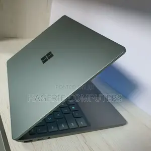 New Laptop Microsoft Surface Pro 8 8GB Intel Core I5 SSD 256GB