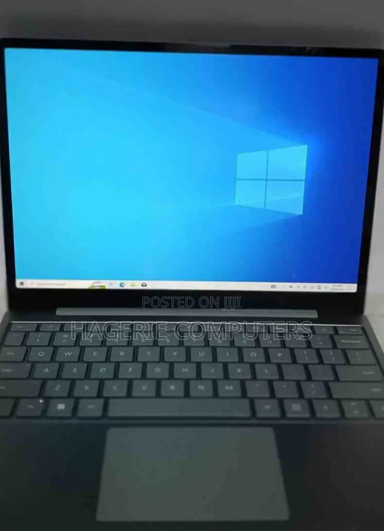 New Laptop Microsoft Surface Pro 8 8GB Intel Core I5 SSD 256GB