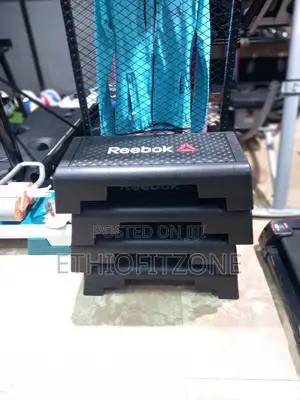 Photo - Reebok Stepperes