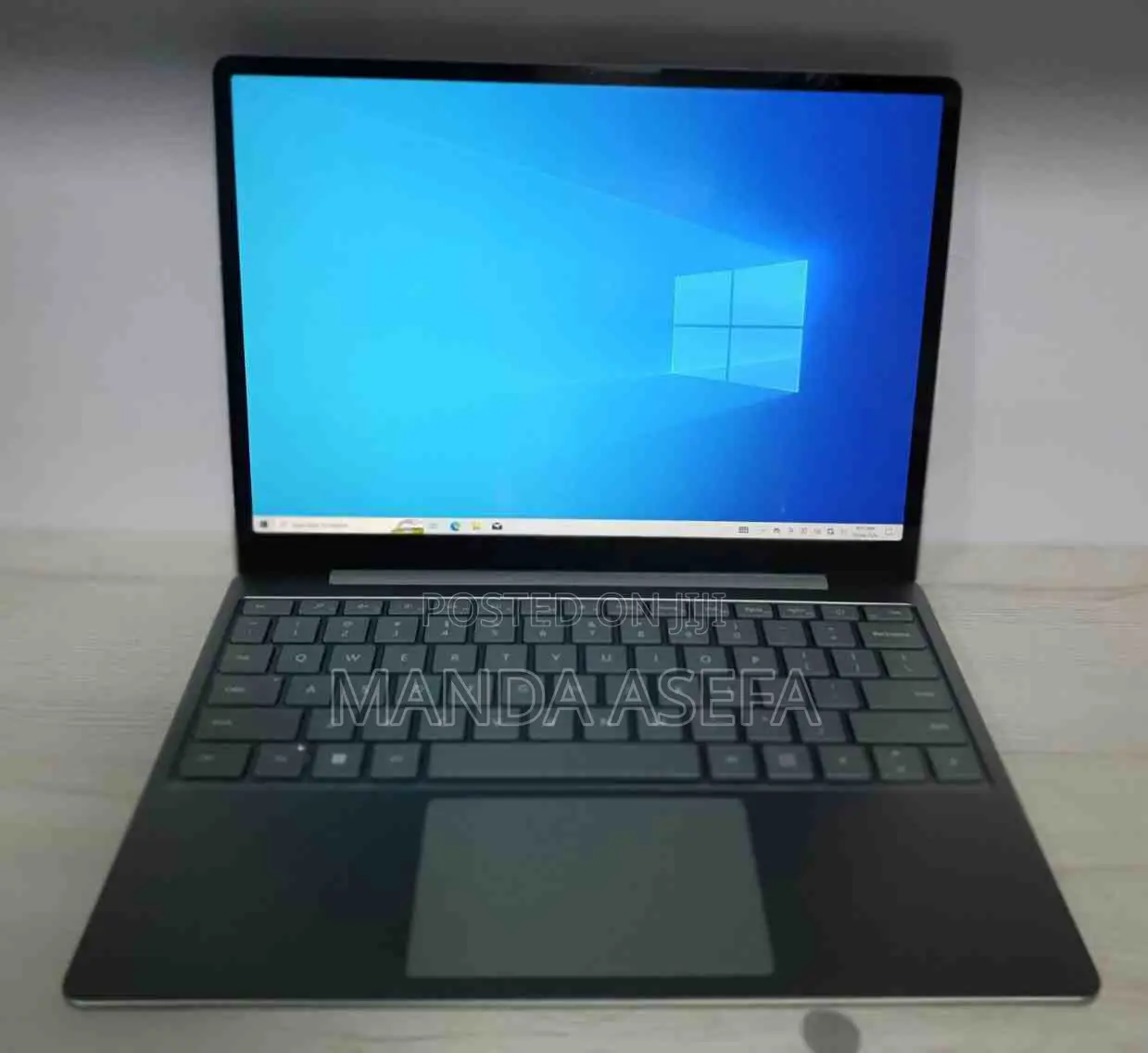 New Laptop Microsoft Surface Pro 8 8GB Intel Core I5 SSD 256GB