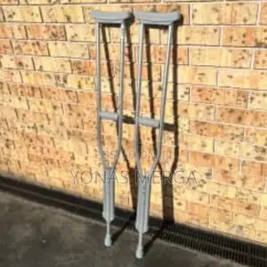 Auxiliary Crutches /የብብት ምርኩዝ°°Crutches/Disabled Crutches