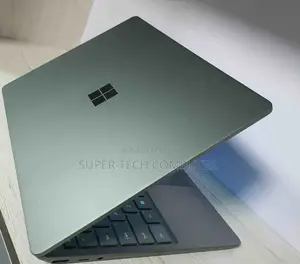 New Laptop Microsoft Surface Pro 8 8GB Intel Core I5 SSD 256GB