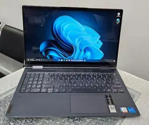 Photo - New Laptop Lenovo Yoga 3 8GB Intel Core I5 SSD 512GB