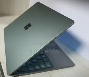 New Laptop Microsoft Surface Pro 8 8GB Intel Core I5 SSD 256GB