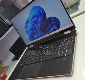 Photo - New Laptop HP Spectre 16GB Intel Core I7 SSD 1T