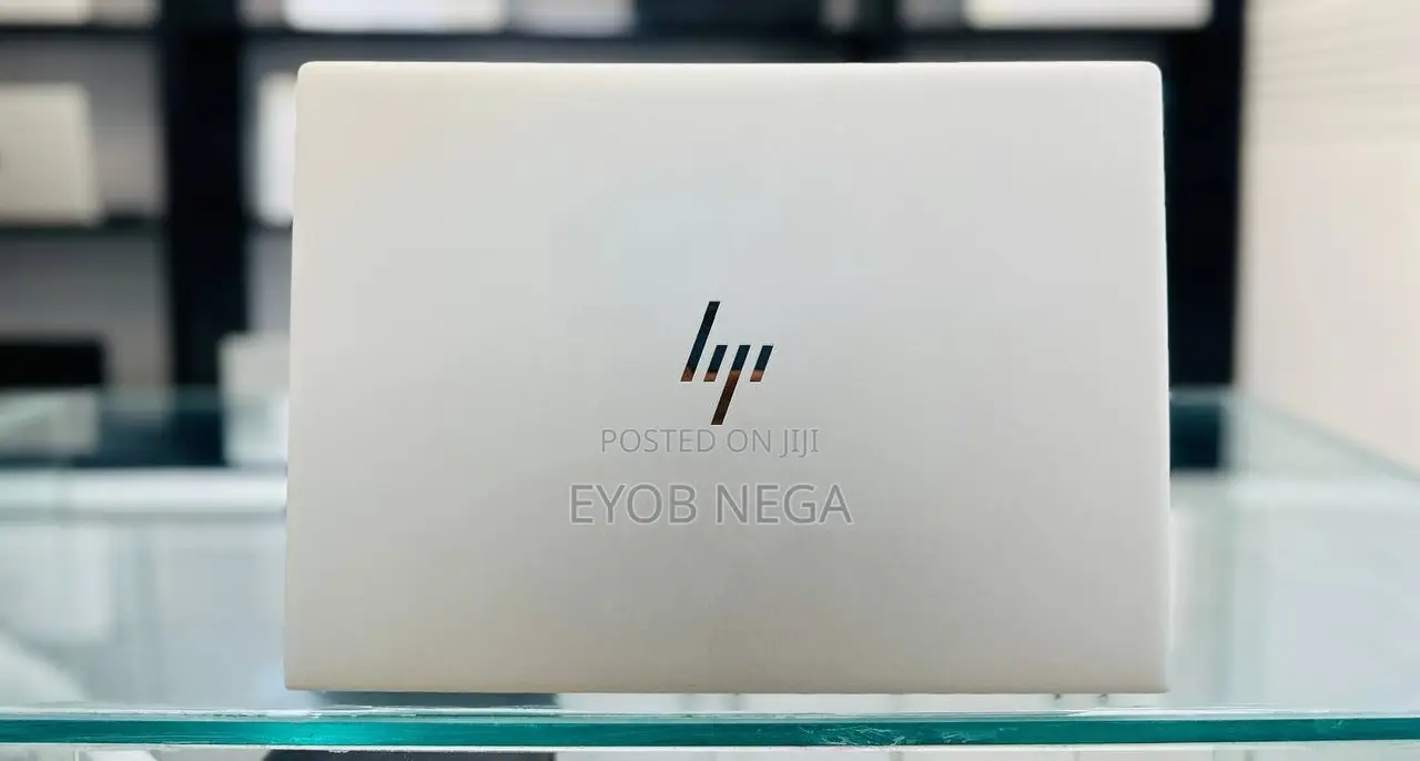 New Laptop HP Envy X2 16GB Intel Core I5 SSD 512GB