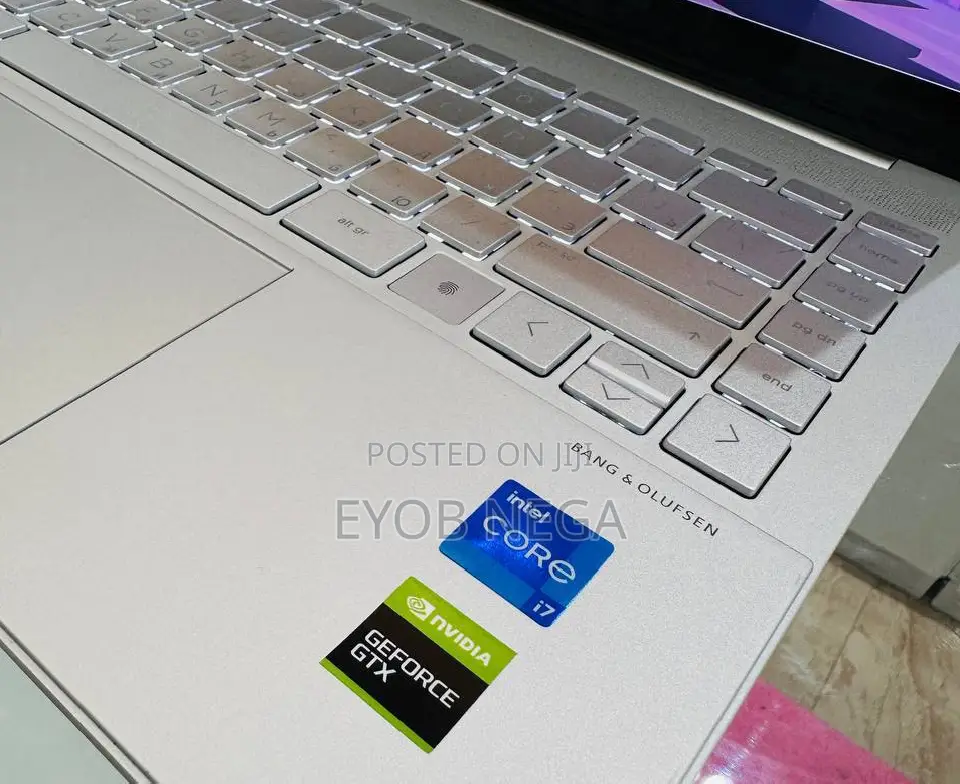 New Laptop HP Envy X2 16GB Intel Core I5 SSD 512GB