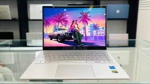 New Laptop HP Envy X2 16GB Intel Core I5 SSD 512GB