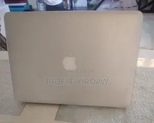 New Laptop Apple MacBook Air 2015 4GB Intel Core I5 SSD 128GB