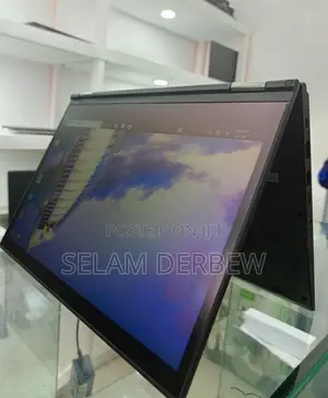 Photo - New Laptop Lenovo ThinkPad Yoga 370 8GB Intel Core I7 SSD 512GB