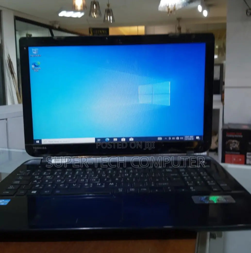 New Laptop Toshiba Satellite C850 4GB Intel Core I3 HDD 500GB