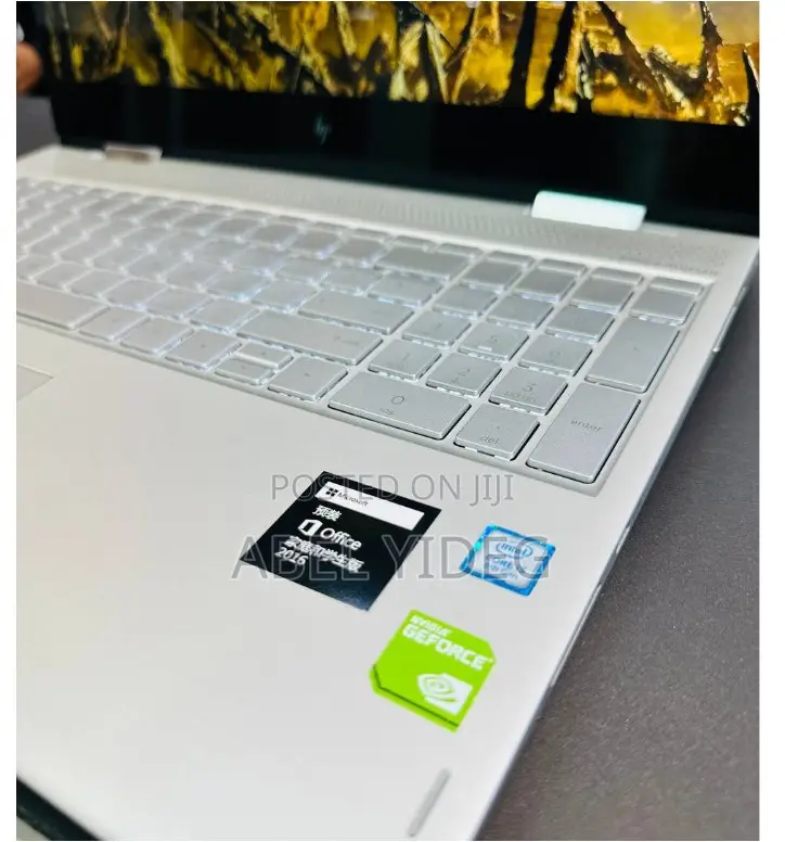 New Laptop HP Envy X360 12GB Intel Core I5 SSD 512GB