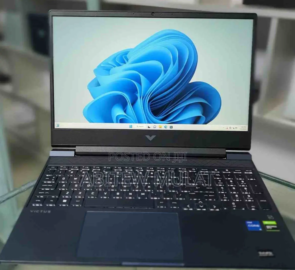 New Laptop HP Victus 15 16GB Intel Core I5 SSD 512GB