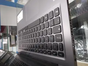 New Laptop Asus VivoBook 15 X505BA 8GB Intel Core I7 SSD 512GB