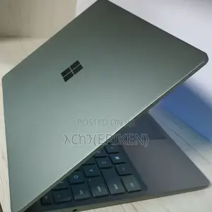 Photo - New Laptop Microsoft Surface Pro 2 8GB Intel Core I5 SSD 256GB