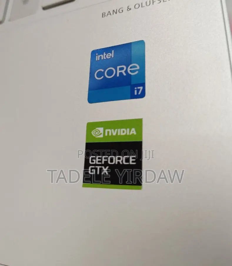 New Laptop HP Envy 13t 16GB Intel Core I5 SSD 512GB