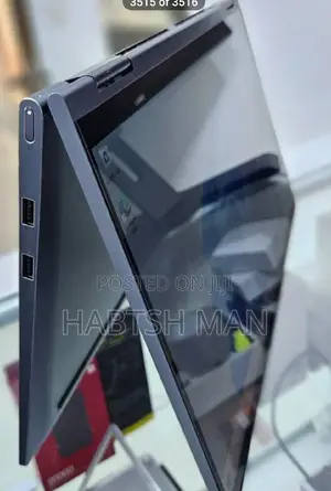 Photo - New Laptop Lenovo Yoga 700 8GB Intel Core I5 SSD 256GB