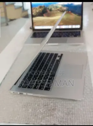 New Laptop Apple MacBook Air 2015 4GB Intel Core I5 SSD 128GB