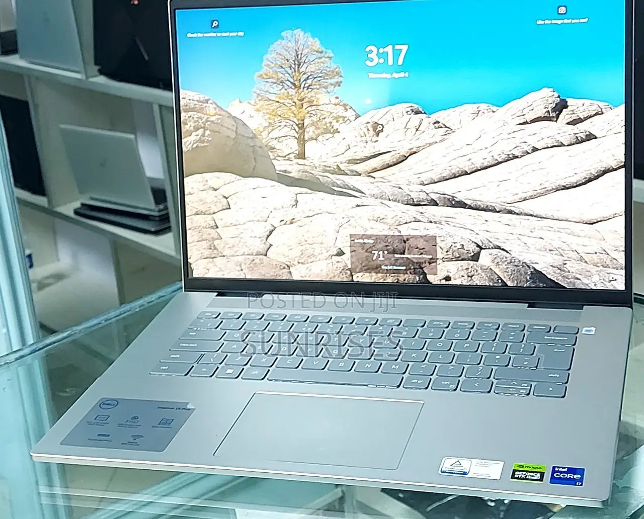 New Laptop Dell Inspiron 15 16GB Intel Core I7 SSD 1T