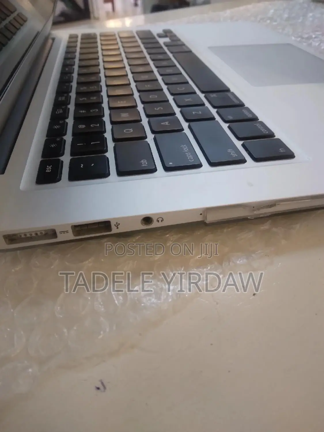 New Laptop Apple MacBook Air 2015 4GB Intel Core I5 SSD 128GB