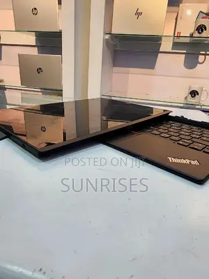 New Laptop Lenovo ThinkPad Yoga 370 8GB Intel Core I5 SSD 256GB