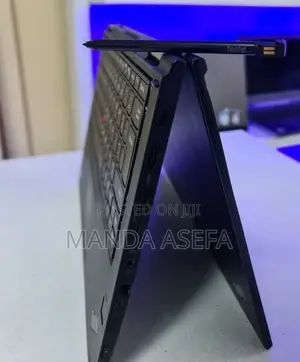 New Laptop Lenovo ThinkPad Yoga 8GB Intel Core I5 SSD 512GB