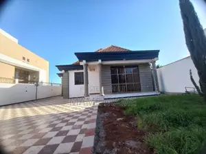 4bdrm Villa in Addis Abeba, Bole for sale