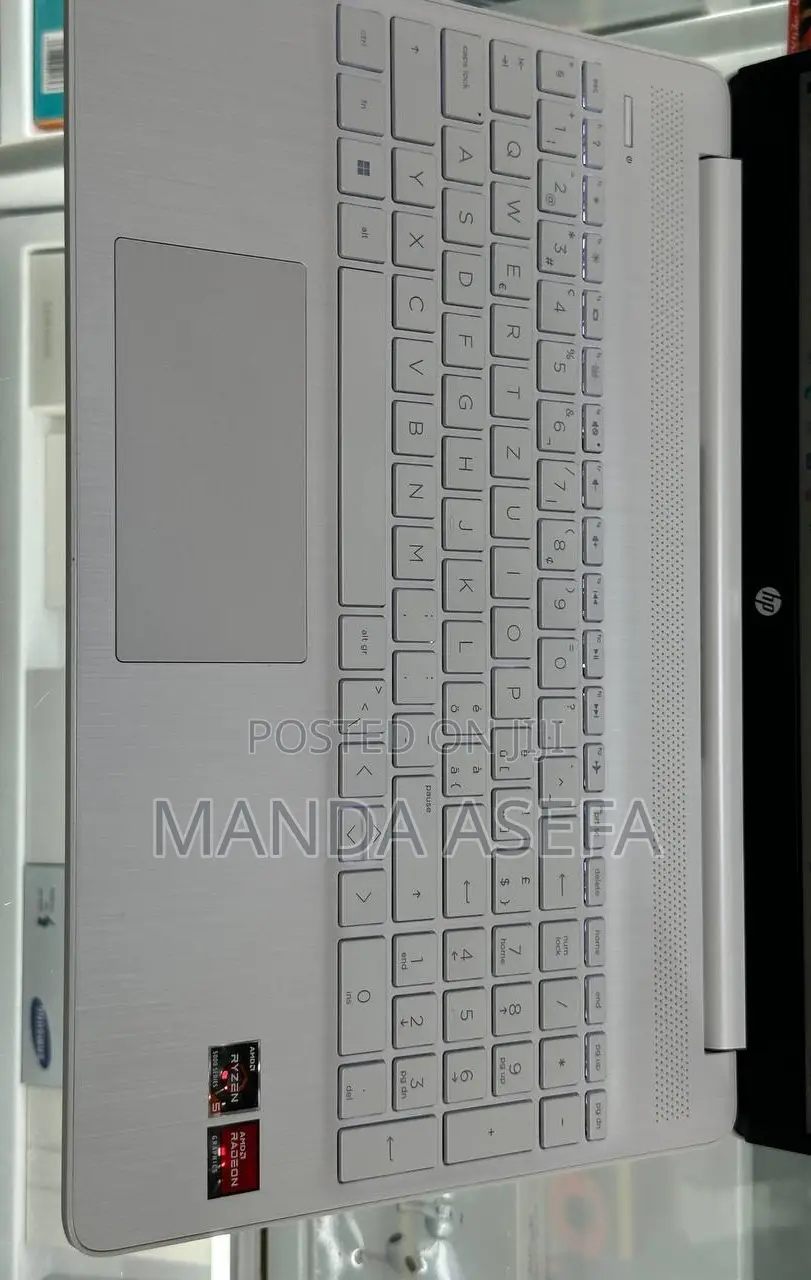 New Laptop HP Stream Notebook 8GB AMD Ryzen 5 SSD 256GB