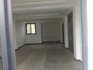 5bdrm House in Addis Abeba, Bole for sale