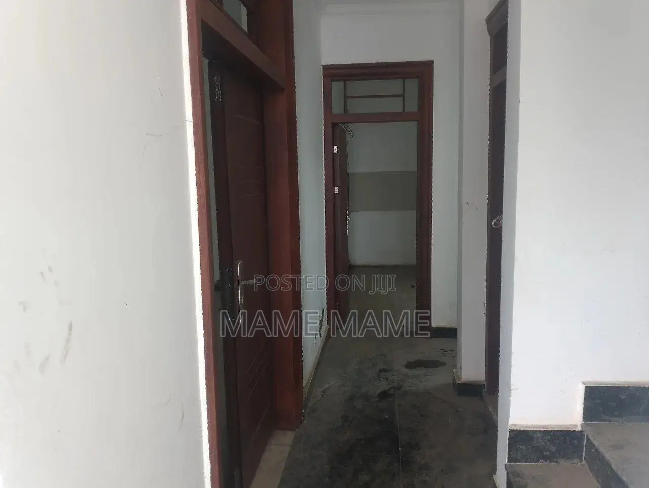 5bdrm House in Addis Abeba, Bole for sale