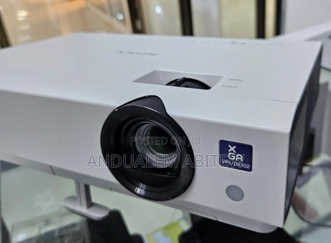 Sony Dx102 Projector