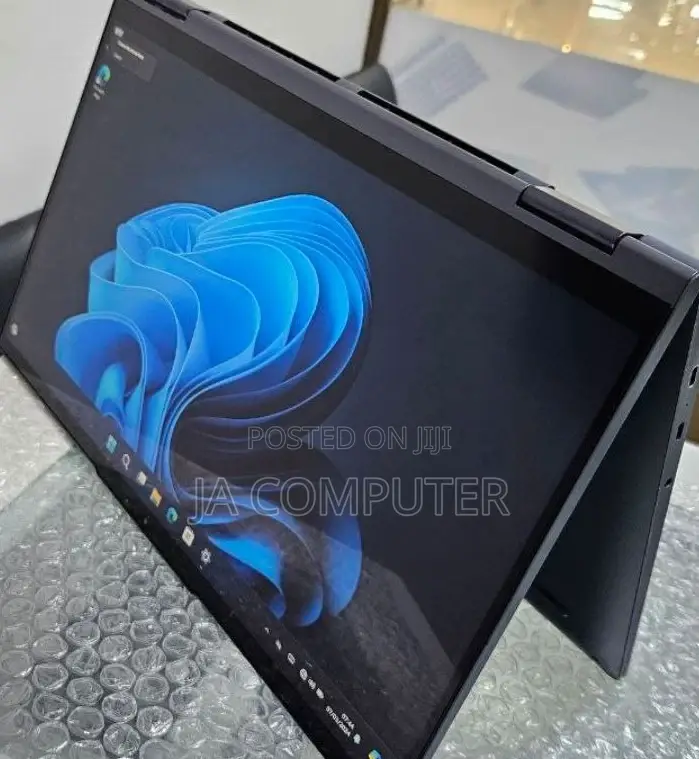 New Laptop Lenovo ThinkPad Yoga 8GB Intel Core I7 SSD 512GB