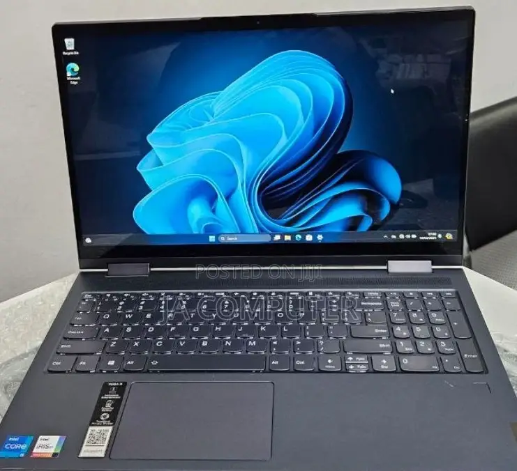 New Laptop Lenovo ThinkPad Yoga 8GB Intel Core I7 SSD 512GB