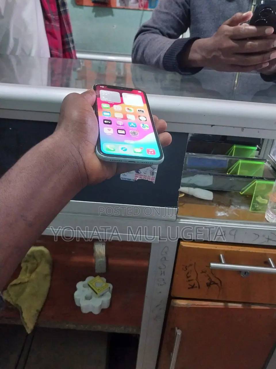 Apple iPhone 11 64 GB