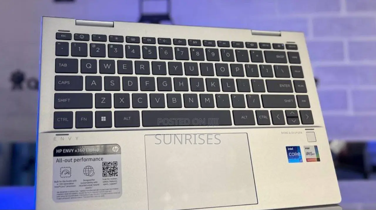 New Laptop HP Envy X360 16GB Intel Core I7 SSD 1T