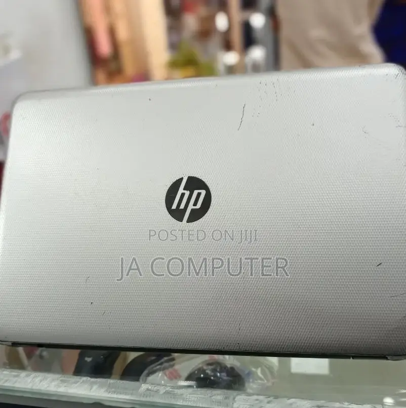 New Laptop HP Stream Notebook 8GB Intel Core I5 HDD 1T