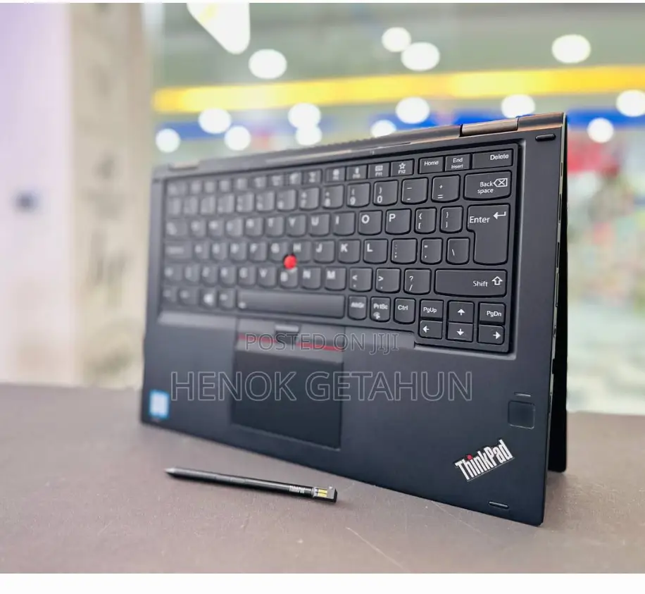 New Laptop Lenovo ThinkPad Yoga 370 8GB Intel Core I5 SSD 512GB